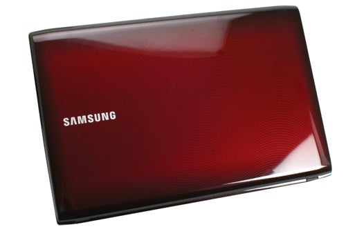 Samsung R780 laptop with red lid and logo