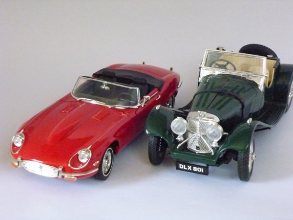 Vintage toy car models captured with Panasonic Lumix DMC-FX70.