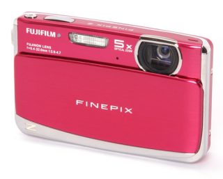 Fujifilm FinePix Z70 compact camera in pink.