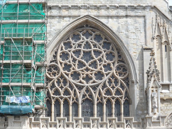 Samsung ST5000 camera image of a detailed gothic church window.