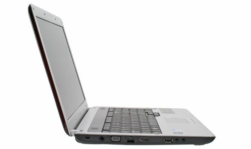 Samsung R530 laptop on a white background.