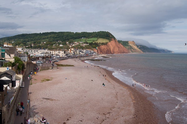 Coastal landscape photograph taken with Sony Alpha A450.