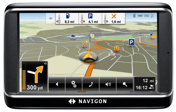 Navigon 40 Premium GPS device displaying a 3D map screen.