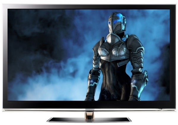 LG Infinia 47LE8900 TV displaying a sci-fi character.