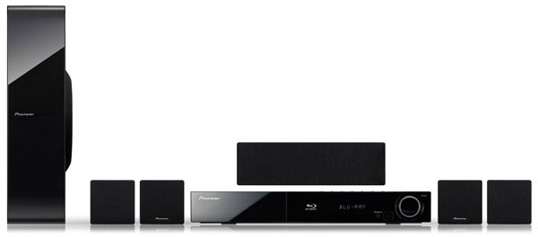 Pioneer BCS-303 home cinema system with speakers.