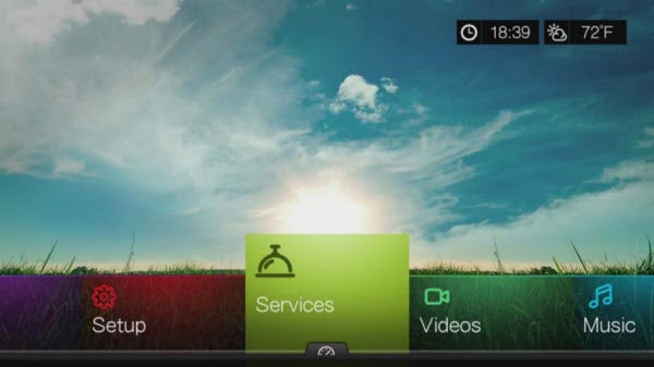 Western Digital WD TV Live Hub interface with menu options.