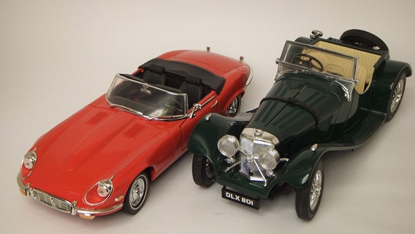 Photo of two vintage model cars taken with Fujifilm 3D camera.