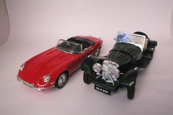 Two model cars photographed with Sigma DP1x camera.