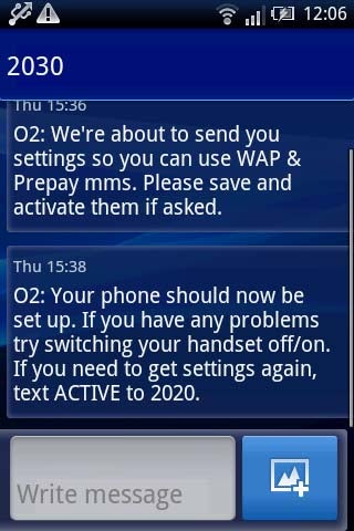 Sony Ericsson Xperia X8 displaying text message screen.