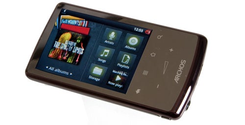 Archos 28 Internet Tablet displaying home screen.