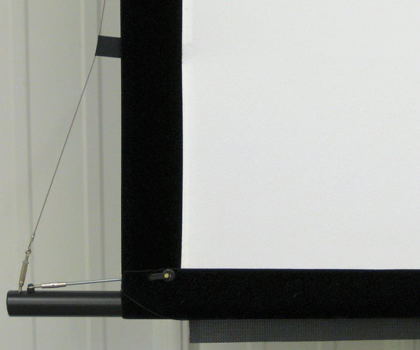 Close-up of Screen Excellence RM2-T projection screen edge