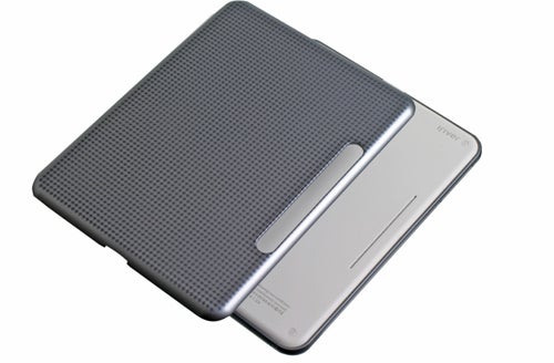 iRiver Cover Story EB05W e-reader with grey protective cover.