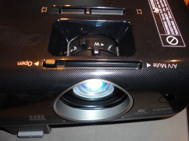 Epson MG-850HD projector