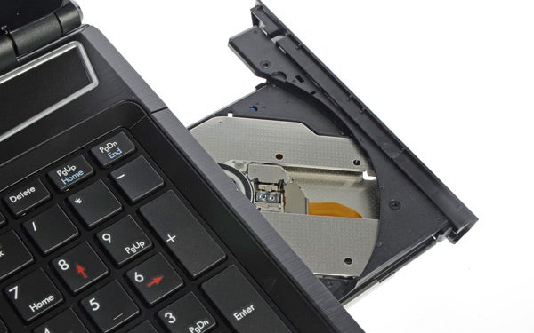 Medion Erazer X6813 laptop with open optical drive bay.