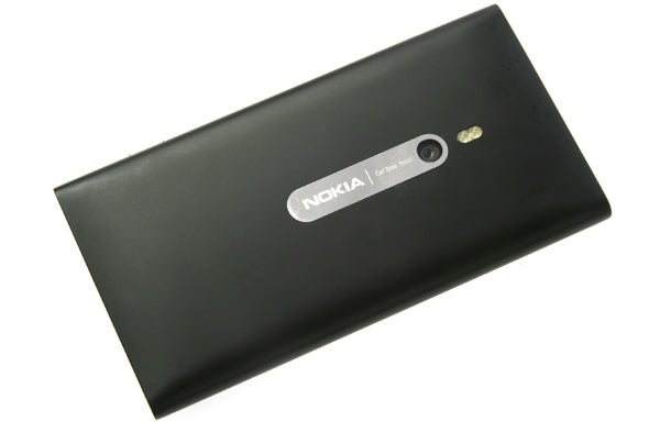Nokia Lumia 800 4
