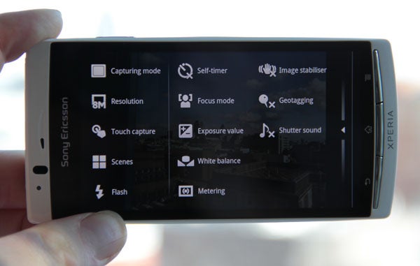 Sony Ericsson Xperia Arc S 3