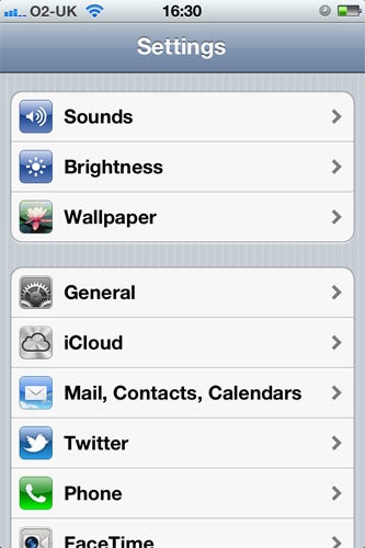 Apple iPhone 4S 10