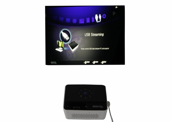 BenQ Joybee GP2 projector displaying USB streaming feature.