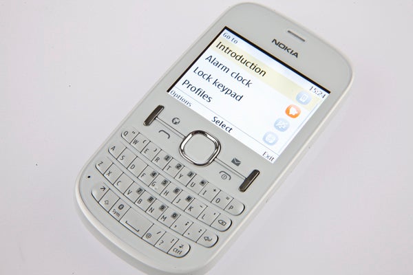 Nokia Asha 201 12