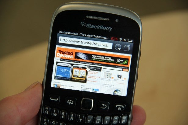 BlackBerry Curve 9320 Screen and Web Browser