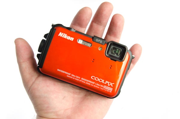 Nikon Coolpix AW100 13