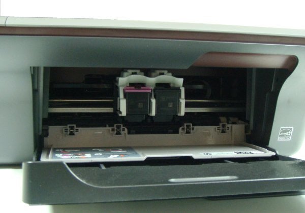 HP Deskjet 1050A - Cartridges