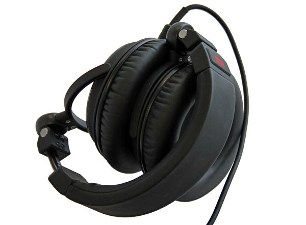 SoundMagic HP100 headphones on white background