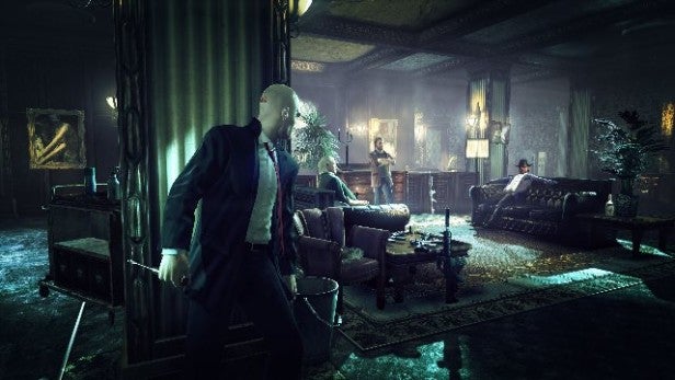 Scene from Hitman: Absolution showing Agent 47 in a dimly lit room.