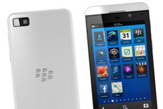 BlackBerry Z10 in white
