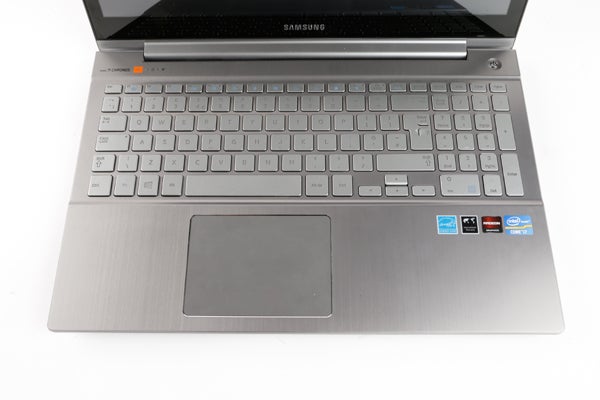 Samsung Series 7 Chronos 780Z5E laptop keyboard and touchpad.