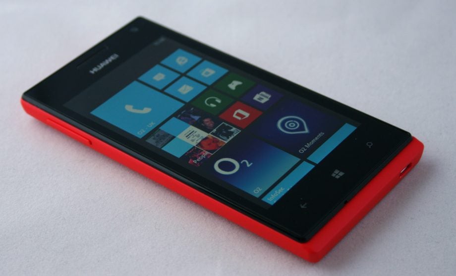 Huawei Ascend W1 smartphone with Windows Phone interface.