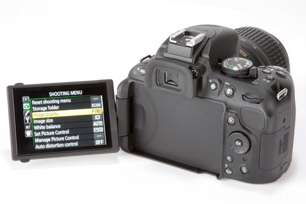 Nikon D5200 5