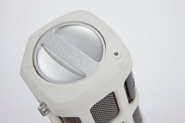 Close-up of Philips Shoqbox SB7200 speaker grille and buttons.