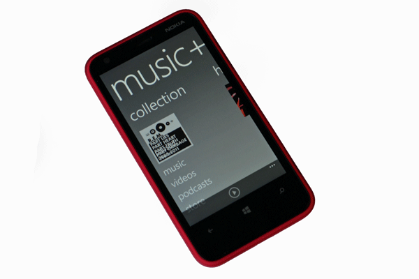 Nokia Lumia 620 3