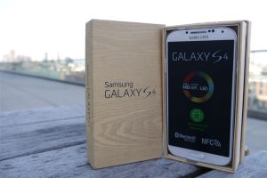 Samsung Galaxy S4 Unboxing