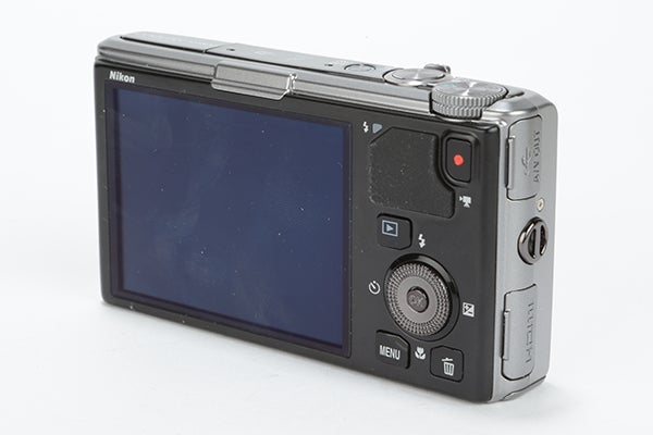 Nikon Coolpix S9500 3