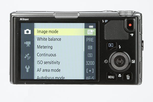 Nikon Coolpix S9500 8