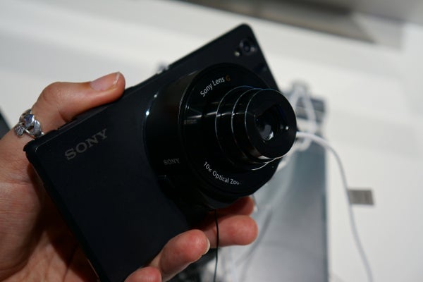Sony QX10