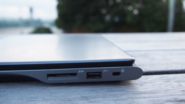 Acer C720 Chromebook side view showing ports.