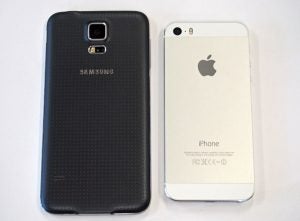 Galaxy S5 vs iPhone 5S 2