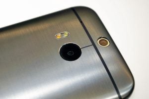 HTC One M8 vs Sony Z2 2