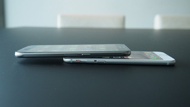 iPhone 6 vs Samsung Galaxy S6 5