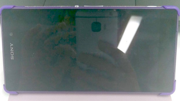 HTC One M9 Hima reflection