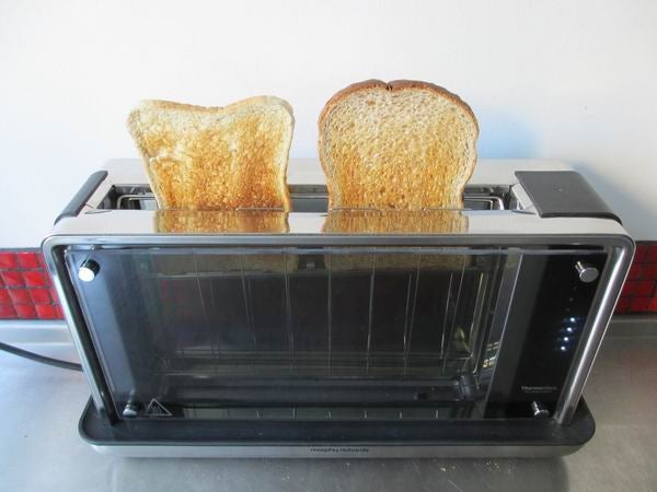 Morphy Richards Redefine Glass Toaster 228000 10