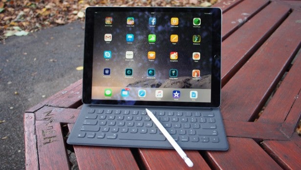 Apple Smart Keyboard for iPad Pro 7