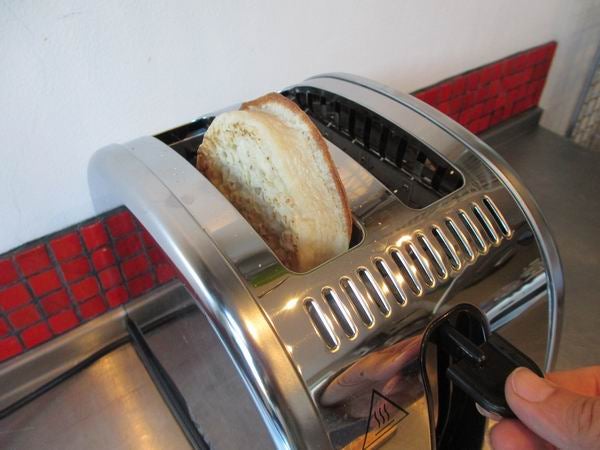 Russell Hobbs Legacy Toaster 7