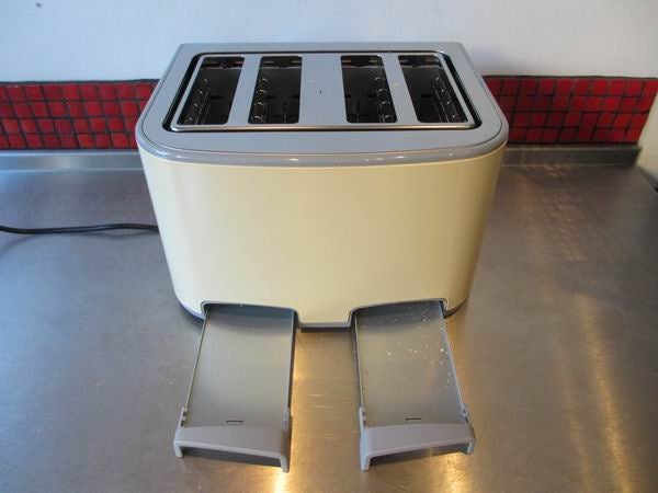 Swan Retro ST17010 Four Slice Toaster 8