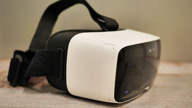 Carl Zeiss VR One 7