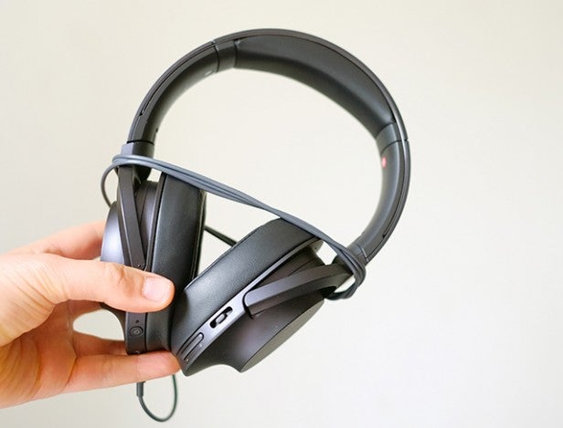 Sony MDR100ABN 11