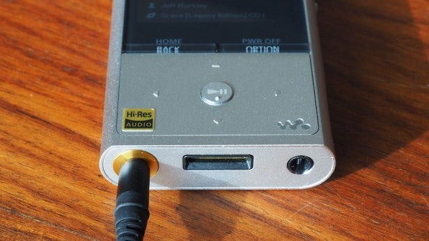 Sony NW-ZX100 9